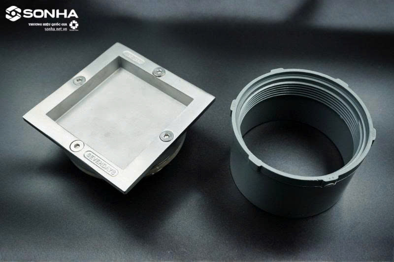 Hình ảnh thực tế sản phẩm nắp chờ hút bể phốt inox 304 ngăn mùi