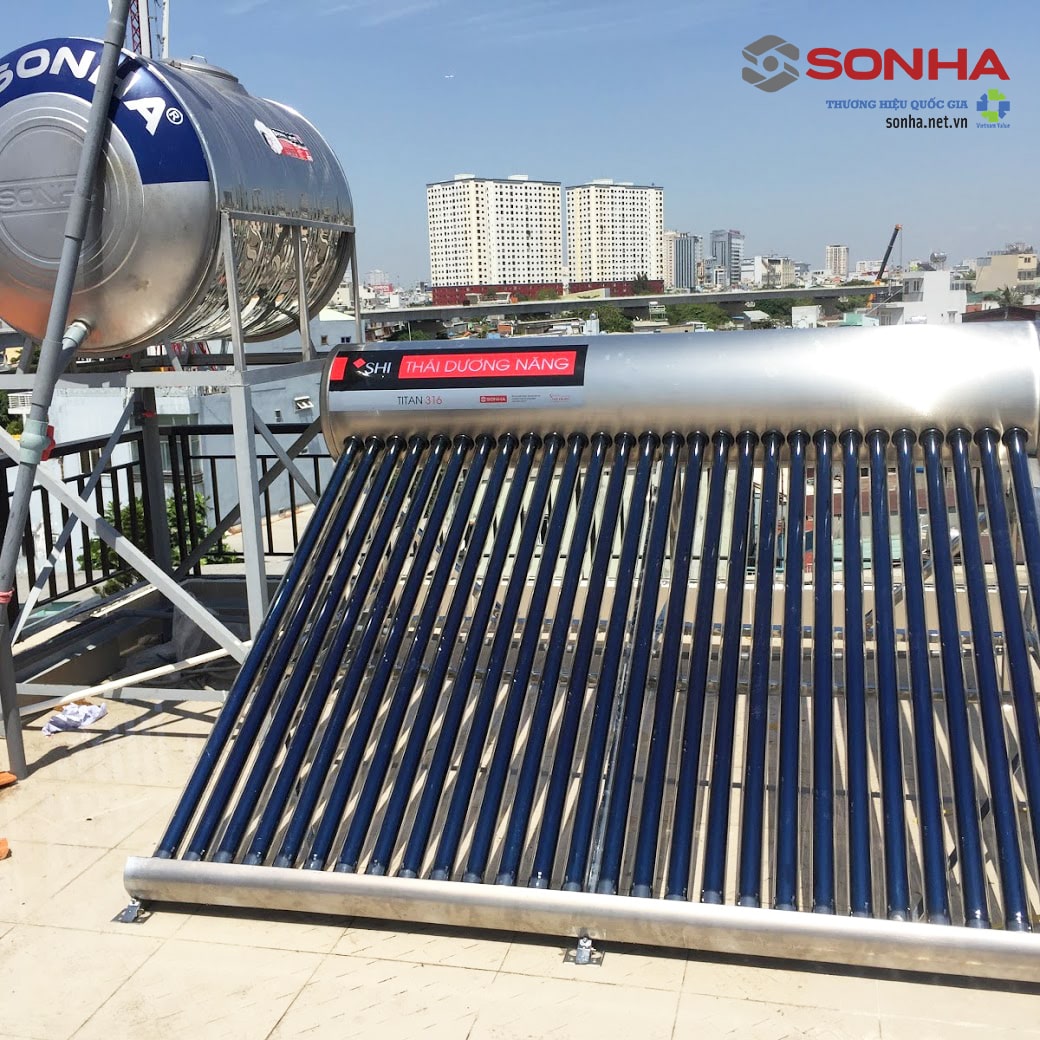 Hình ảnh thái dương năng Titan được lắp đặt hoàn thành