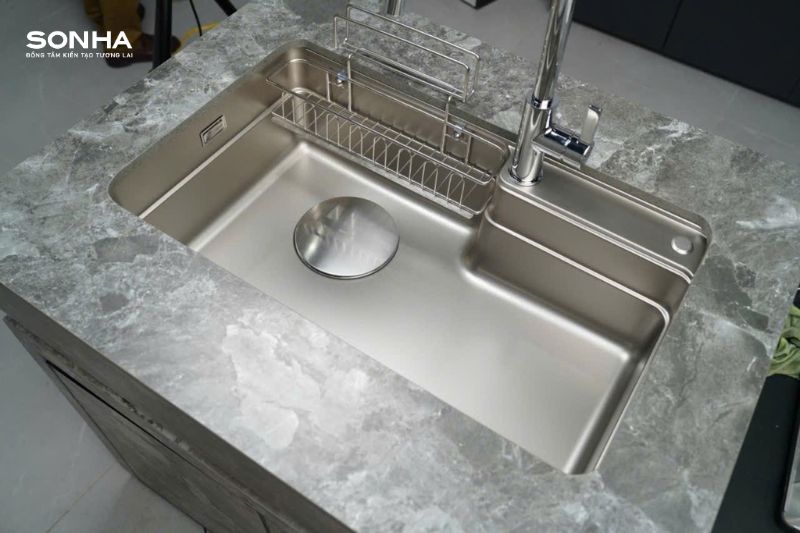 Ảnh thực tế bồn rửa ch&eacute;n 1 hộc Moomton M8048