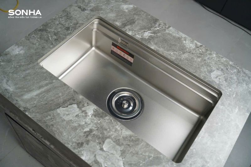 Ảnh thực tế chậu rửa b&aacute;t 1 hố Moomton M7644