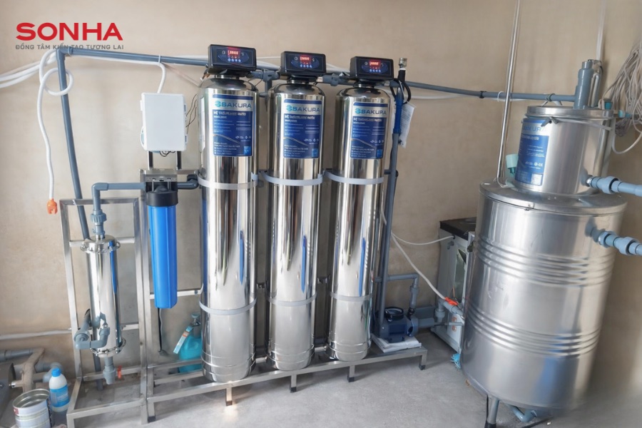 H&igrave;nh ảnh thực tế hệ thống lọc nước giếng khoan 3 cột Sakura SKGKUF313MI