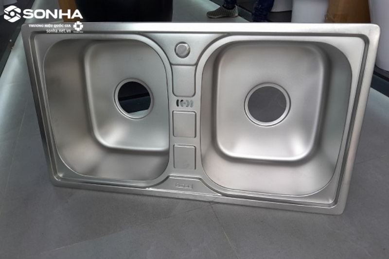 Hình ảnh thực tế của bồn rửa chén inox 2 hố cân Gorlde GD-5612