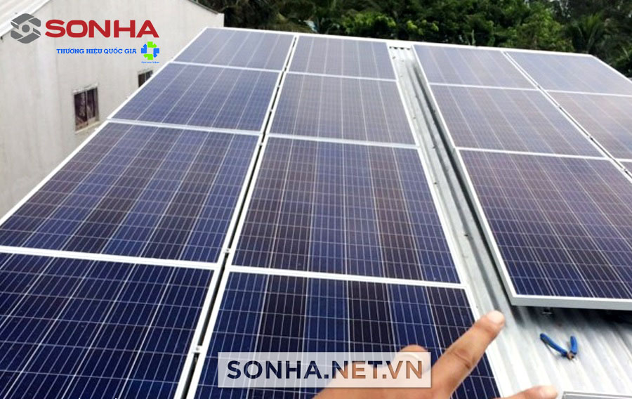 Điện áp mái FreeSolar 6kWp Q400S 3P