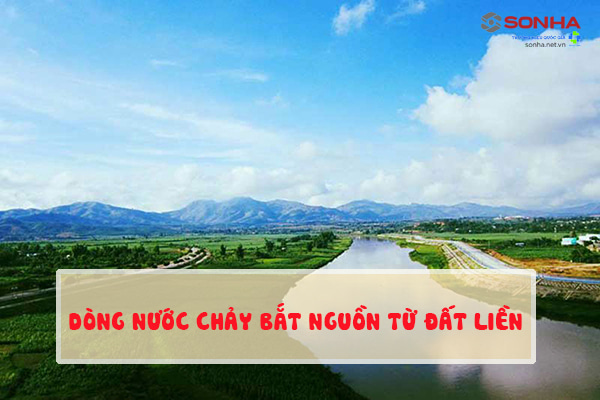 Muối được sinh ra từ dòng nước chảy bắt nguồn từ đất liền