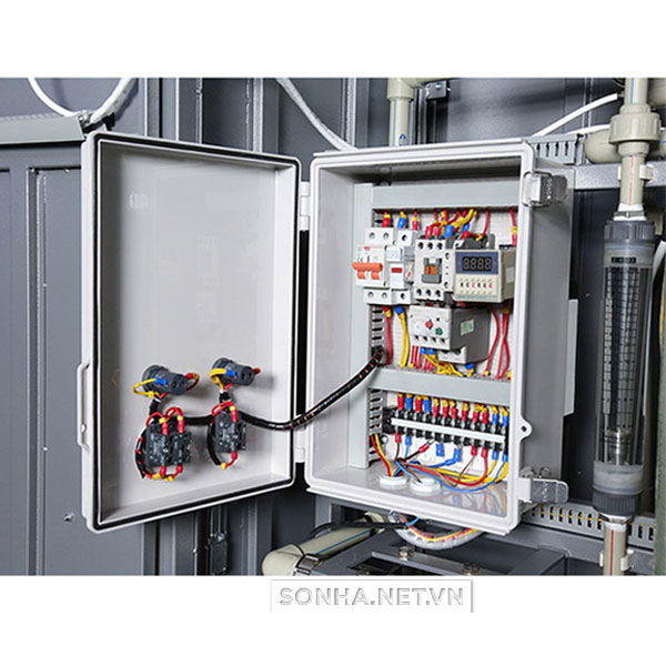 Máy lọc tổng đầu nguồn Karofi KTF-552